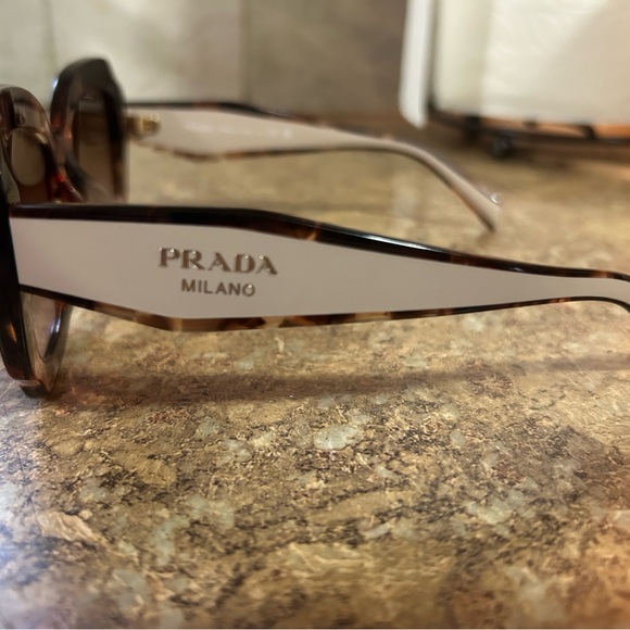 Prada Sunglasses - Picture 7 of 8